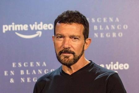 Antonio Banderas sieht man seine 60 Jahre nicht an.