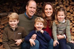 Prinz Louis ist der Star auf der Weihnachtskarte von William und Kate