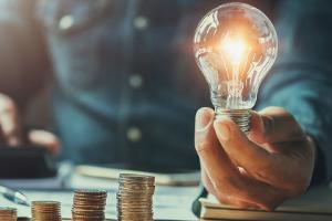 So sparen Verbraucher Strom - und bares Geld