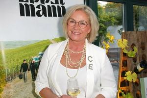 Typveränderung: Claudia Effenberg trägt jetzt Pony