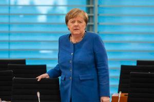 Der erste Corona-Test von Bundeskanzlerin Angela Merkel ist negativ