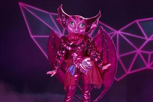 "The Masked Singer": Carolin Kebekus erster Rategast der neuen Staffel