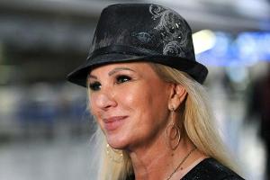 Jetzt zieht Claudia Norberg blank - aber warum?