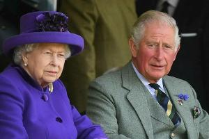 Queen Elizabeth und Prinz Charles: Krisengespräch wegen Prinz Andrew?
