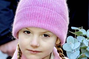 Skiunfall: Prinzessin Estelle hat sich das Bein gebrochen