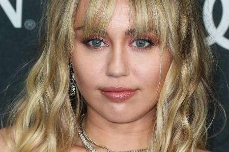 Miley Cyrus mit ihrer Wallemähne - so sieht sie nicht mehr aus
