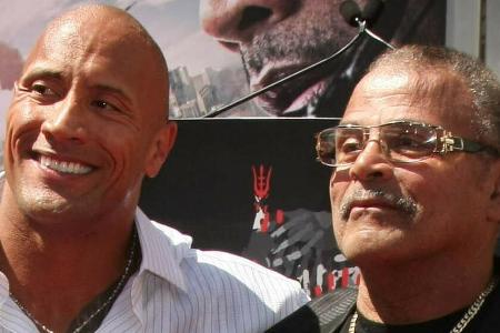 Dwayne und Rocky Johnson gemeinsam in Los Angeles