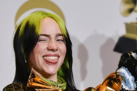 Billie Eilish mit ihren Grammy Awards