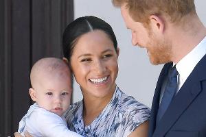 Herzogin Meghan im Visier: Das Netz fordert eine Nanny für Baby Archie