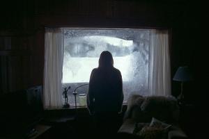 "The Lodge": Zu leise rieselt der Schnee