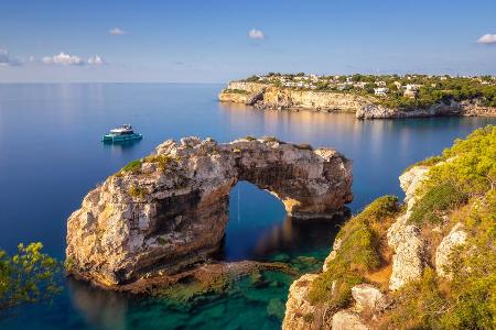 Mallorca mit seinem Naturbogen Es Pontàs.