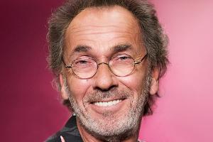 Genial! Hugo Egon Balder bekommt eine Geburtstagsshow