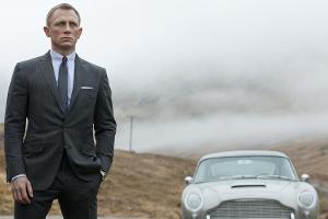 James Bond bekommt seine eigene Briefmarken-Kollektion