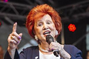 Karneval-Ikone Marie-Luise Nikuta ist tot