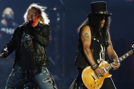 Axl Rose und Slash von Guns N' Roses beim 