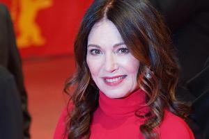 Iris Berben bekommt 2020 eine Goldenen Kamera verliehen.