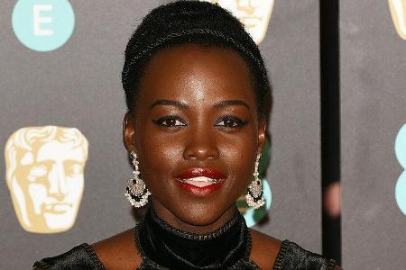 Lupita Nyong'o hat auf Instagram an Nikita Pearl Waligwa erinnert.