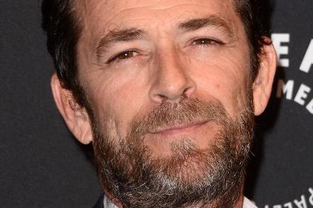 Luke Perry auf dem roten Teppich einer Luke Perry auf dem roten Teppich einer