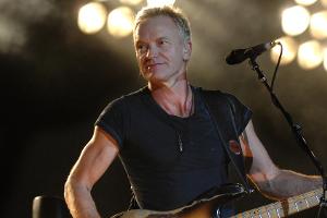 Sting beteuert: Alkohol kann ihm nichts anhaben
