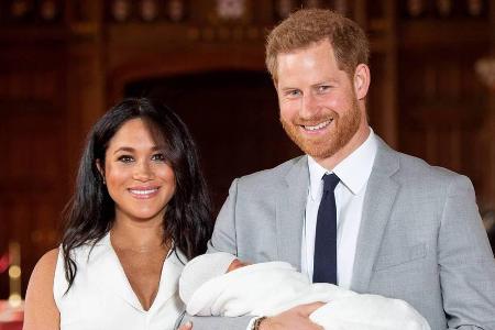 Prinz Harry und Herzogin Meghan mit ihrem Baby