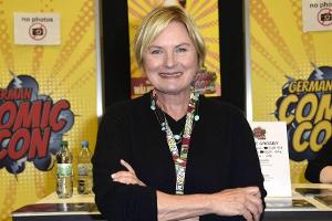 "Star Trek"-Star Denise Crosby steigt bei "Suits" ein