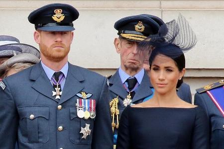 Prinz Harry und Herzogin Meghan bei der Geburtstagsparade für die Queen