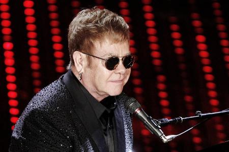 Elton John bei einem seiner Konzerte