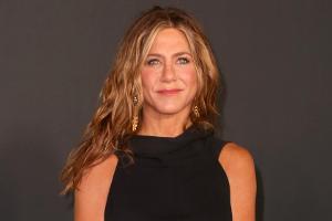 Jennifer Aniston heizt Gerüchte um "Friends"-Comeback weiter an