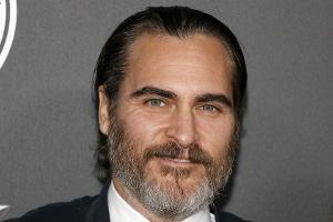 Joaquin Phoenix zeigt sich nach Unfall kooperativ