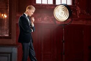 Max Raabe: "Wer blinkt, darf alles"