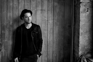 Johannes Oerding veröffentlicht am heutigen 8. November sein neues Album "Konturen"