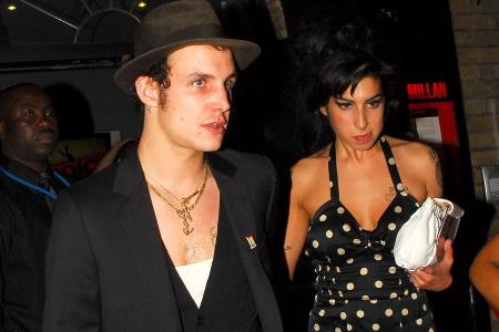 Blake Fielder-Civil mit seiner damaligen Freundin Amy Winehouse