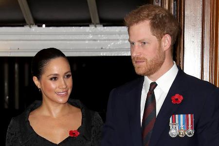 Herzogin Meghan und Prinz Harry feierten vor zwei Wochen den Remembrance Day mit der royalen Familie in der Royal Albert Hal...