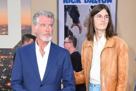 Pierce Brosnan (l.) kam mit Sohn Dylan zur Premiere von Pierce Brosnan (l.) kam mit Sohn Dylan zur Premiere von