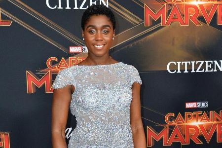 Lashana Lynch bei der Premiere von 