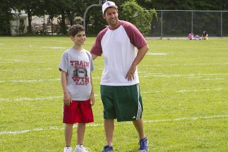 Cameron Boyce und Adam Sandler in 