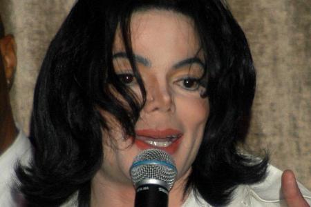 Michael Jacksons Familie streitet alle Aussagen in 