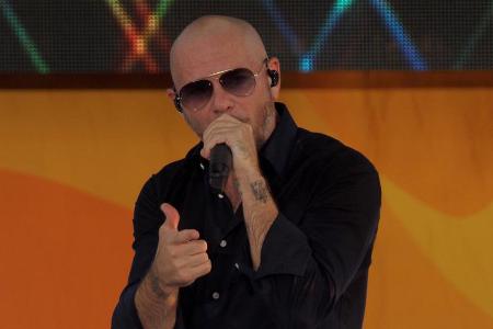 Rapper Pitbull während eines seiner vielen Konzerte