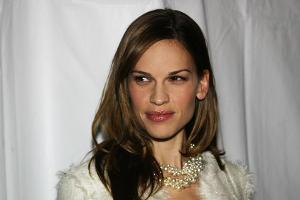 "The Hunt": Umstrittener Film mit Hilary Swank kommt nicht ins Kino