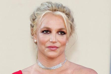 Schuhe bescherten Britney Spears einen neuen Shitstorm Schuhe bescherten Britney Spears einen neuen Shitstorm