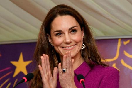 Herzogin Kate bedankt sich bei den Hebammen in Großbritannien