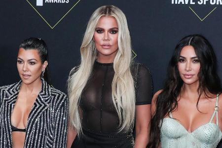 Kourtney, Khloé und Kim Kardashian (v.l.) bei einem Auftritt im November 2019 Kourtney, Khloé und Kim Kardashian (v.l.) bei einem Auftritt im November 2019