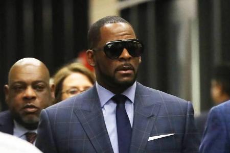 R. Kelly muss wieder in Haft