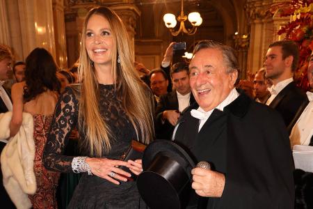 Richard Lugner und Elle Macpherson auf dem Wiener Opernball