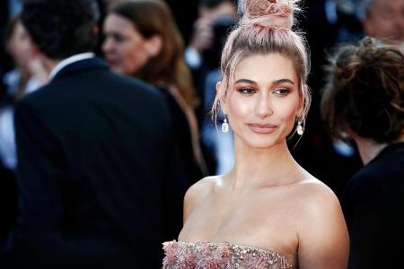 Model Hailey Rhode Bieber ist mit ihren fast 17 Millionen Instagram-Followern ganz vorne mit dabei in Sachen Social Media. D...