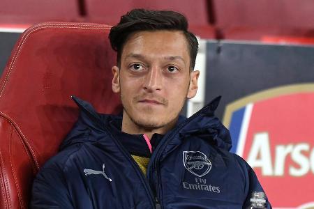 Beim FC Arsenal hat Mesut Özil derzeit keinen leichten Stand