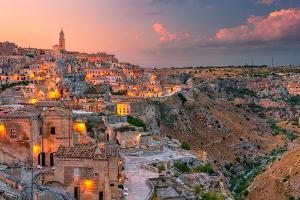 Matera hat etwa 60.000 Einwohner, die sich über den Titel "Kulturhauptstadt des Jahres 2019" freuen dürfen