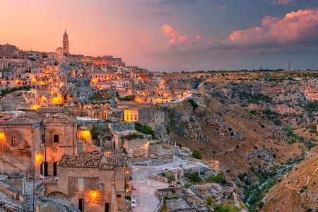 Matera hat etwa 60.000 Einwohner, die sich über den Titel 