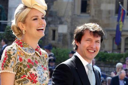 James Blunt und seine Ehefrau, Sofia Wellesley, bei der Hochzeit von Meghan Markle und Prinz Harry im Mai 2018 in Windsor James Blunt und seine Ehefrau, Sofia Wellesley, bei der Hochzeit von Meghan Markle und Prinz Harry im Mai 2018 in Windsor