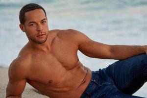Bachelor Andrej: "Ich glaube fest an die eine große Liebe"